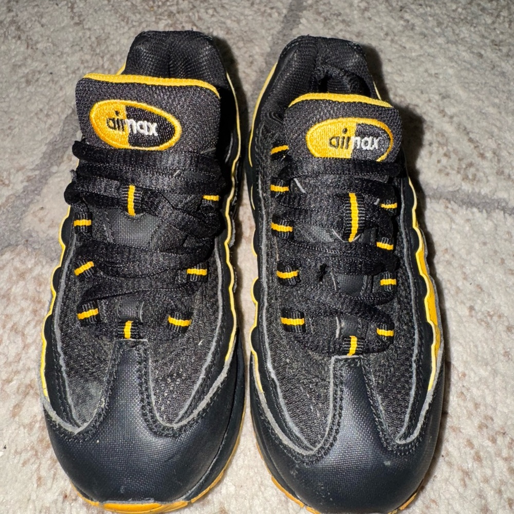 Nike Black and Yellow Retro Sneakers